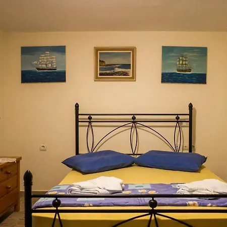Spacious With Garden In Marathonas Marathon (Attica)